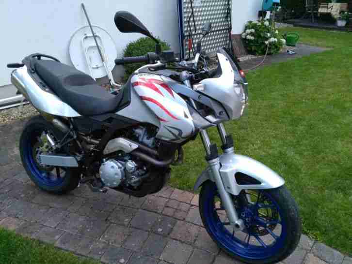 aprilia pegaso strada 650 Silber EZ 2011