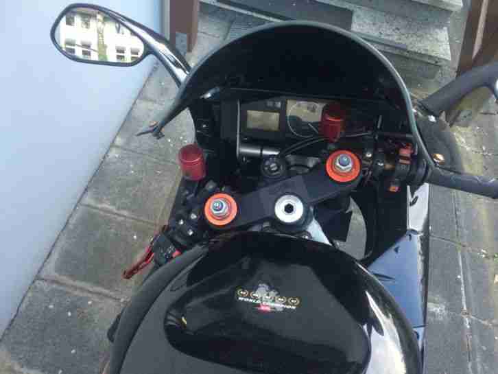 aprilia rsv