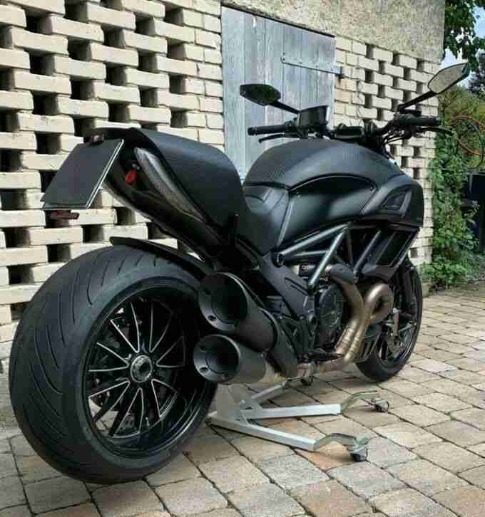 Diavel Dark ABS TZ12 16 Scheckheft