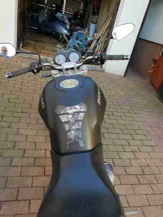 ducati monster 600 Dark