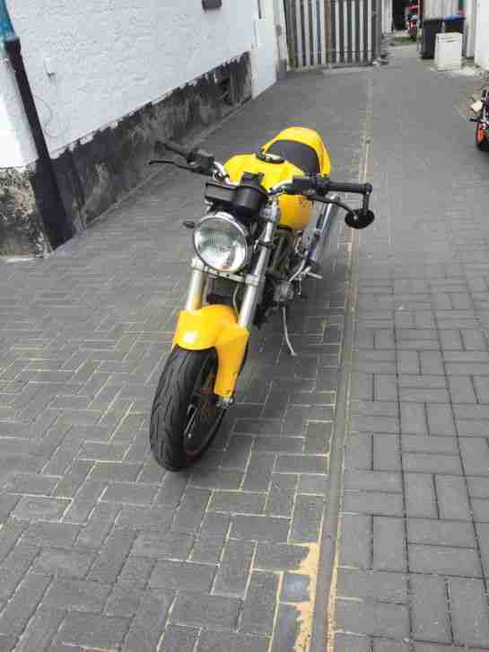 ducati monster 900