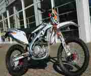 Enduro mit Zulassung fast neu