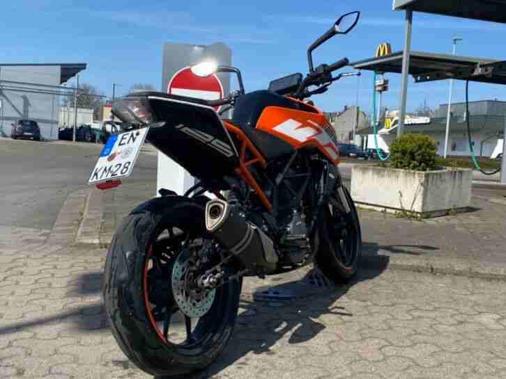 Gebrauchte KTM Duke 125ccm Baujahr Sep. 2018