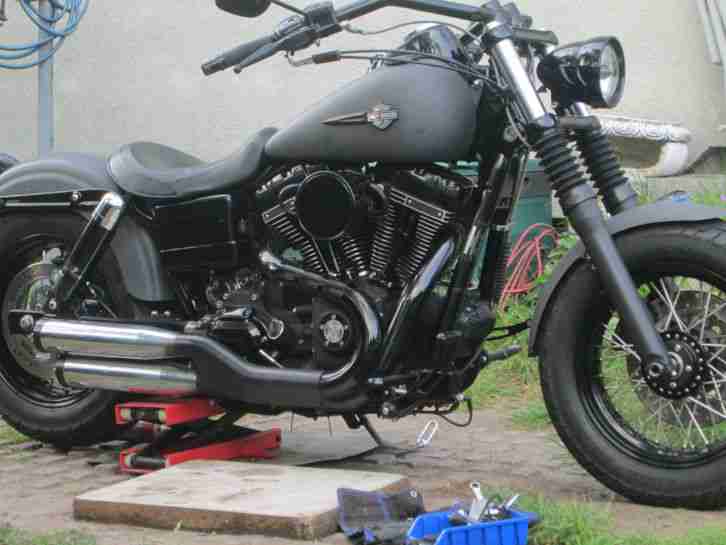 harley davidson dyna street bob bobber