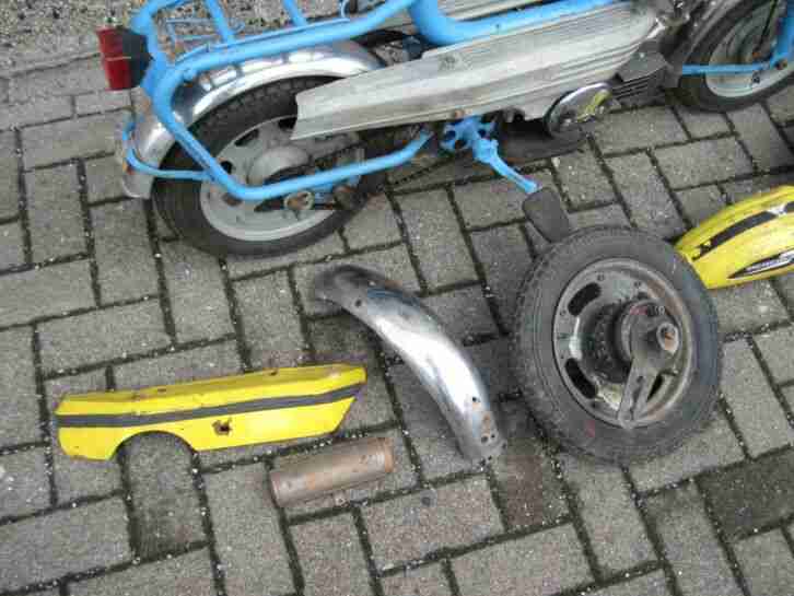 Hercules Citybike C3 Mofa Bj.1978 Typ:508 mit Ersatzteilen dazu -