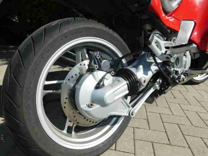 High-tech zum Schnäppchenpreis - BMW K 1200 RS - Red Porsche-Killer ;-)