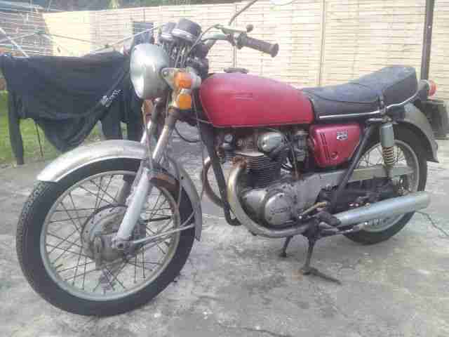 honda cb 250'aus 196..... Ist ein Scheunenfund nur Zündschlüssel vorhanden