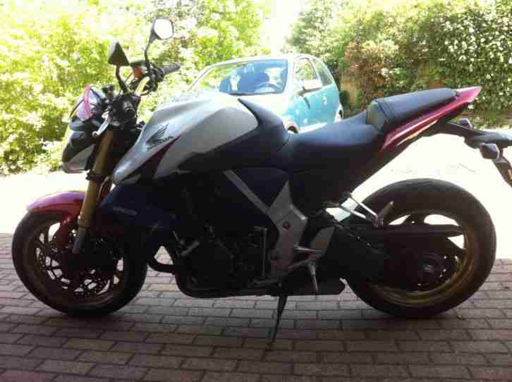 honda cb1000r im TOP Zustand