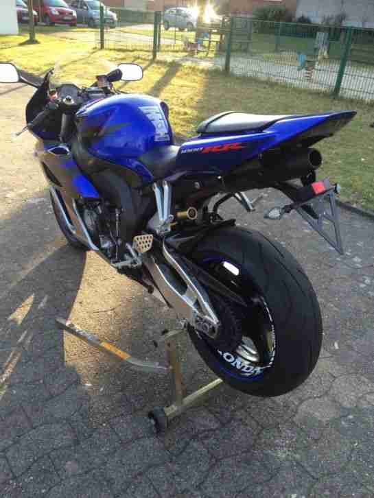 honda cbr 1000 rr sc57