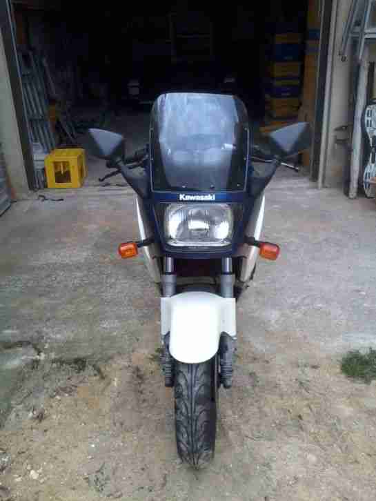 kawasaki gpz 600 r