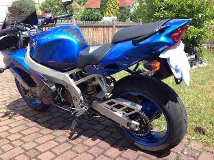 Kawasaki ZX-9R Ninja, BJ 1999, 143 PS, 27600 km, TÜV neu