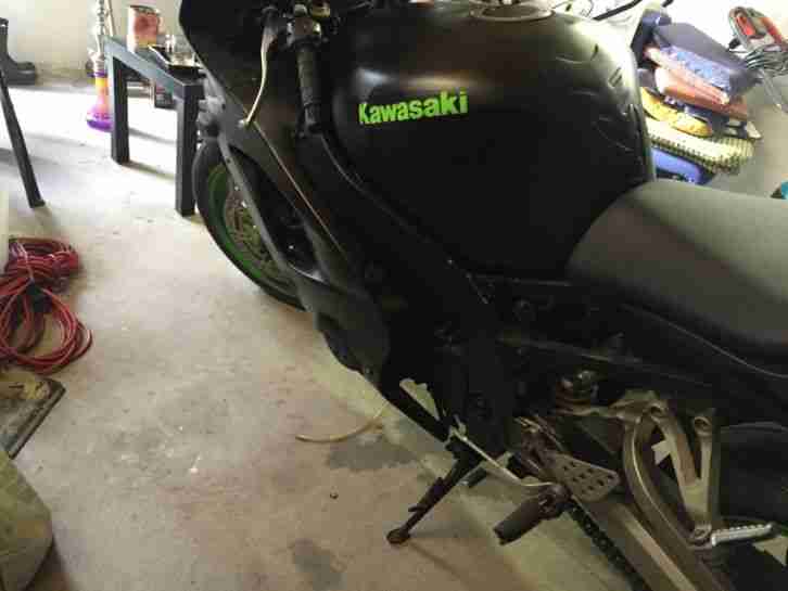 kawasaki zx9r Ninja