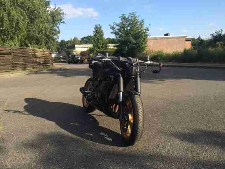 kawasaki zxr 750 Streetfighter