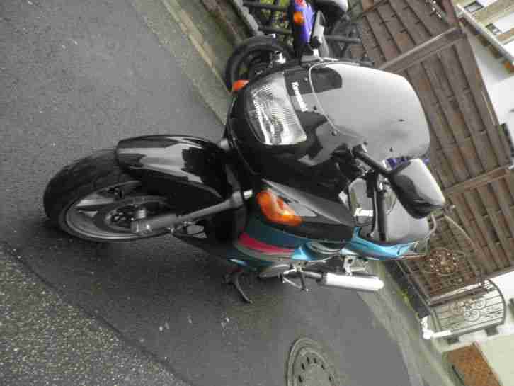 kawasaki zzr 600