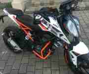 KTM Duke 125 Bj. 10 17 Km 21tsd tüv und reifen neu