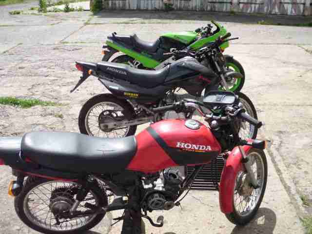 moped x 3
