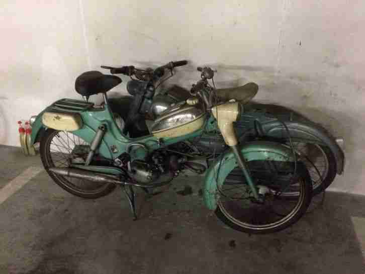 oldtimer moped