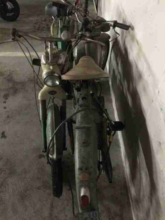 oldtimer moped