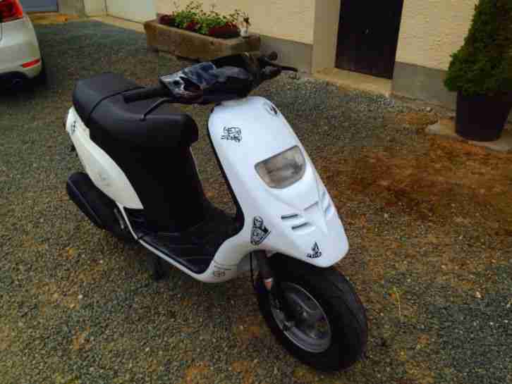 piaggio tph 125