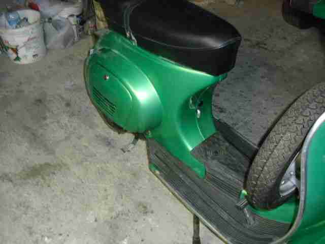 piaggio vespa oldimer roller