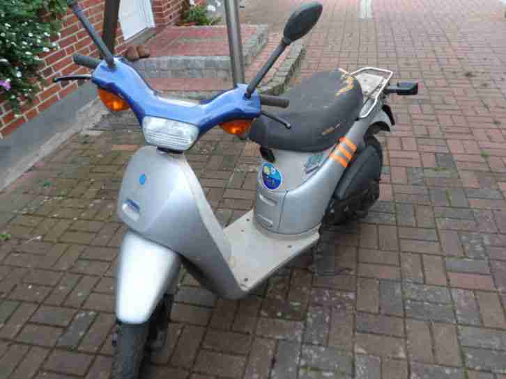 vespa roller 25