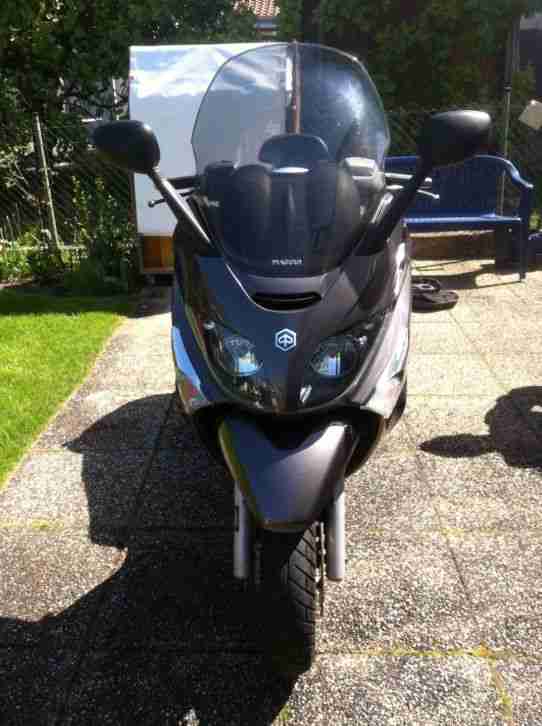 Piaggio xevo