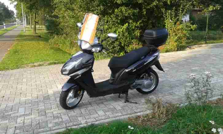 rivero 125ccm roller mit werksgarantie und 4300km!!!!!!!!!!!!!!!!!!!!!!!!!!!!!!!