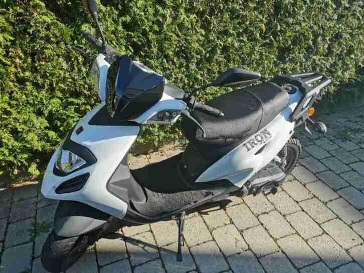 roller 50ccm Explorer BJ2016 880KM neuwertig