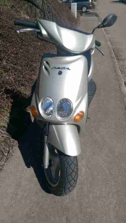 roller yamaha kraftrad kraftroller scooter moped tüv neu helm kein piaggio