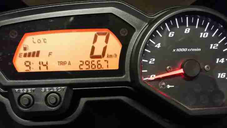 schwarze YAMAHA FZ6 Fazer S2 * checkheftgepflegt in 01097 * TOP