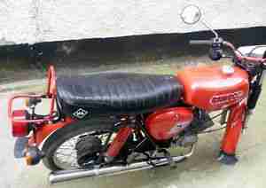 sehr schönes neu aufgebautes Mokick Simson S51