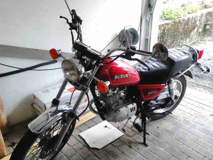 suzuki gn 125