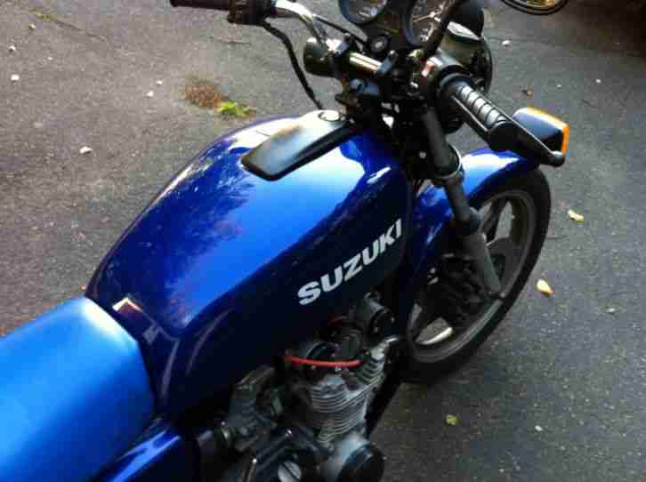suzuki gs 500