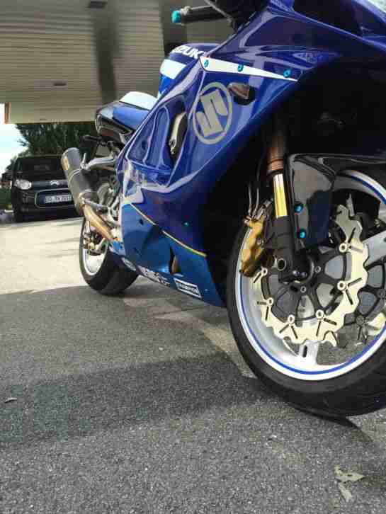 suzuki gsxr 1000 K1