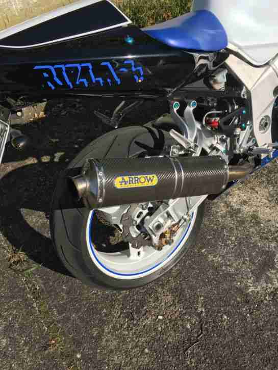 suzuki gsxr 1000 K1
