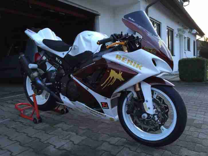 suzuki gsxr 1000 k7