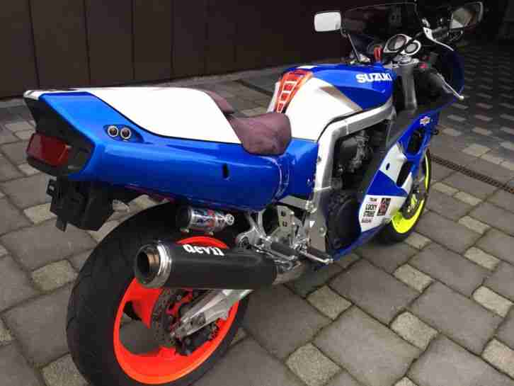 suzuki gsxr 1100w