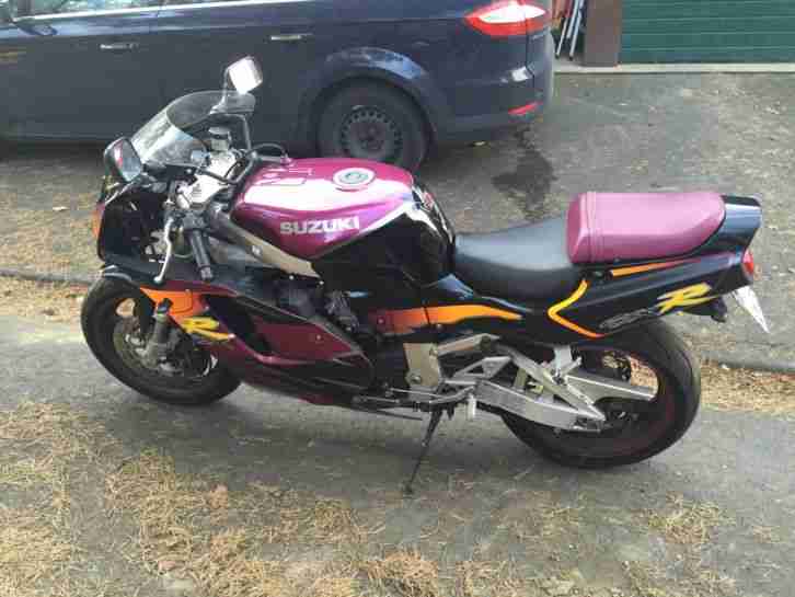 suzuki gsxr 750