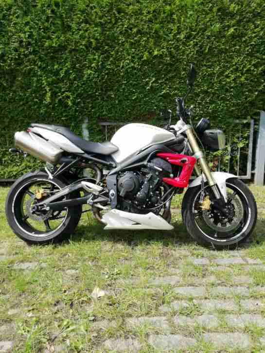 Triumph Street Triple 675 2012 (keinABS)