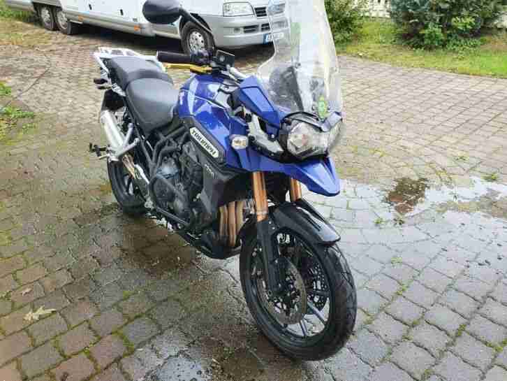 Triumph Tiger Explorer 1200 ABS mit Koffersatz