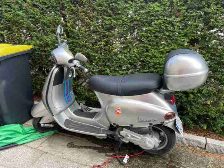 Vespa MotorRoller 125