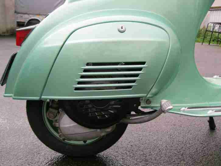 vespa v50
