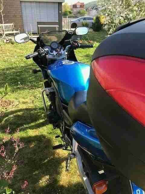 wunderschöne Yamaha Fazer FZS 600 Motorrad