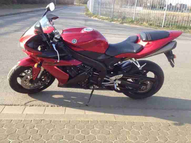 yamaha r1 rn12