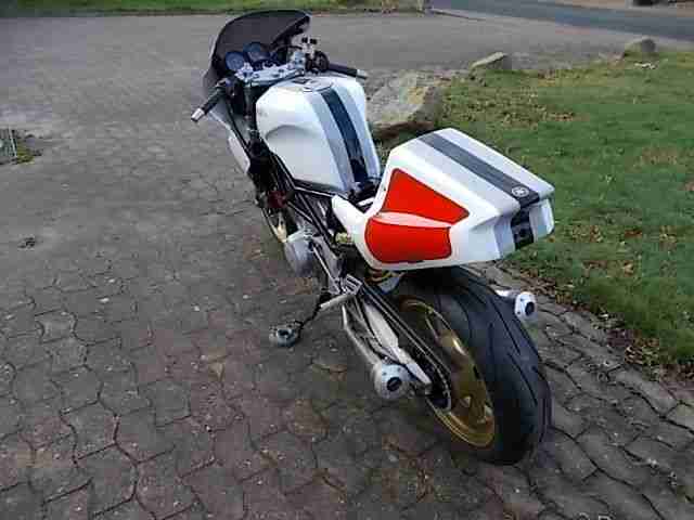 Yamaha TRX 850 caferacer custombike Neuaufbau