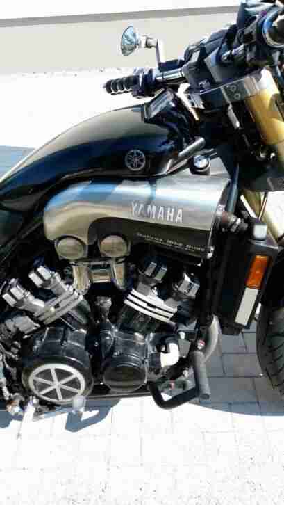 Yamaha V MAX