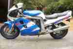zum saisonanfang: GSXR1100 original weiß blau